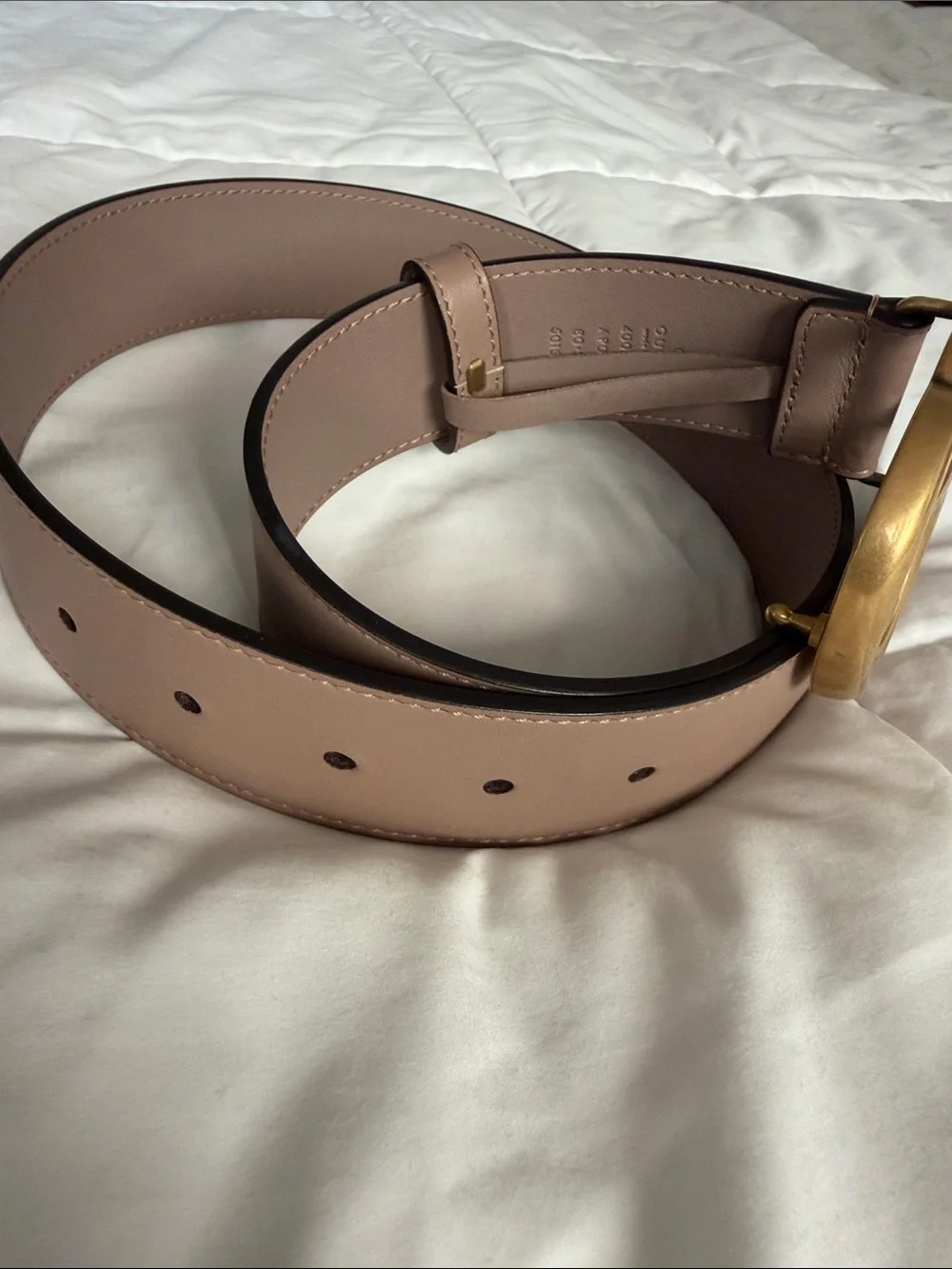 Gucci Double G Leather Belt in Mauve Pink with Gold Buckle
